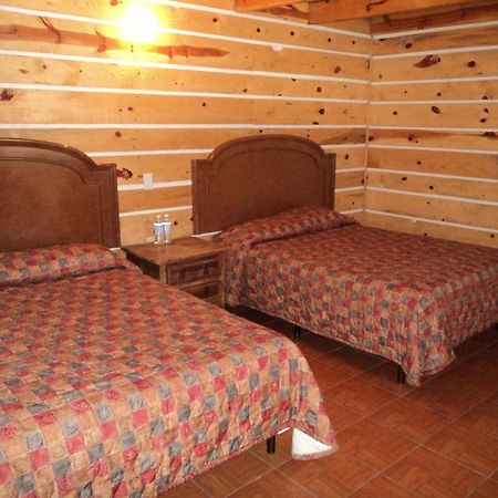 Cabanas Montebello Inn Creel Exterior foto
